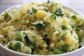 βραστά γογγύλια με βότανα για δραστικότητα